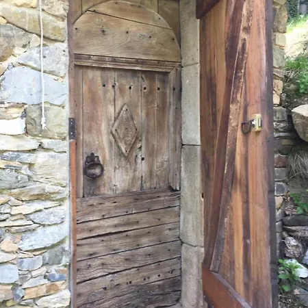 Insolite Bergerie Dans La Foret 캠프장 Arnac-Sur-Dourdou