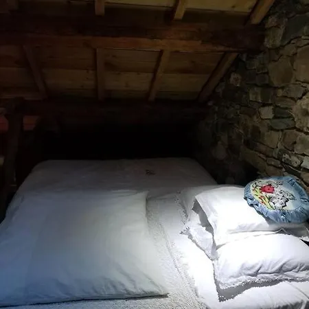 营地 Insolite Bergerie Dans La Foret *