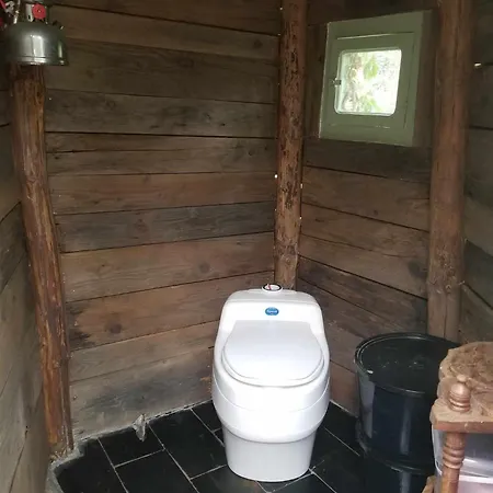 Insolite Bergerie Dans La Foret Kemping