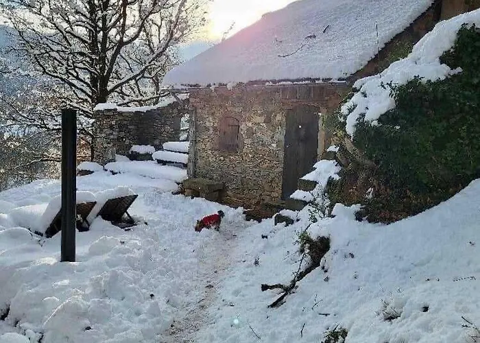 Insolite Bergerie Dans La Foret Arnac-Sur-Dourdou