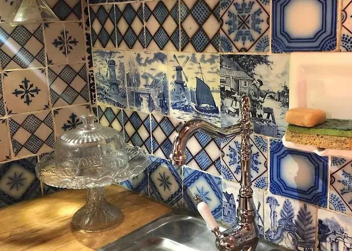 Parque de Campismo Insolite Bergerie Dans La Forêt