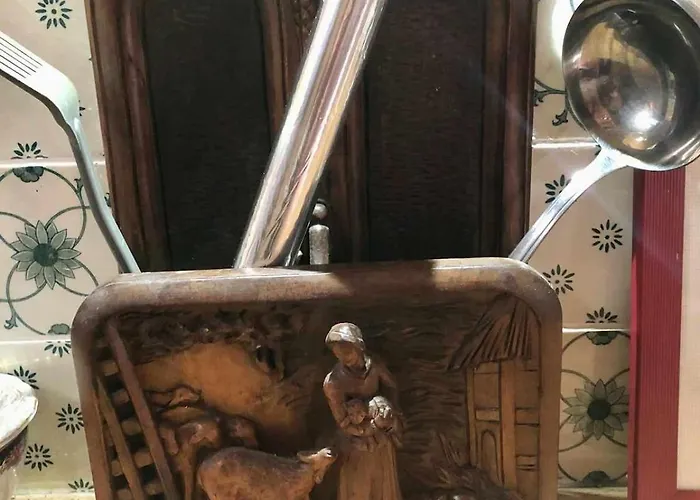 Parque de Campismo Insolite Bergerie Dans La Forêt Arnac-Sur-Dourdou