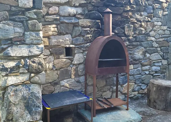 Insolite Bergerie Dans La Forêt Parque de Campismo *